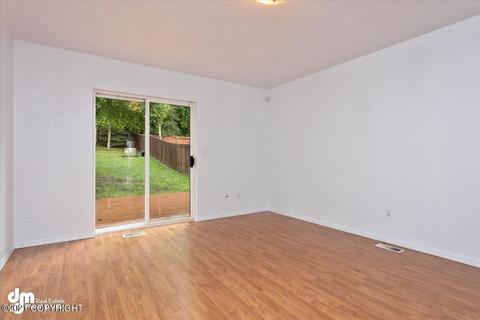3870 Reflection Dr, Anchorage, AK 99504 photo 10