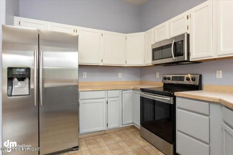 3870 Reflection Dr, Anchorage, AK 99504 photo 5