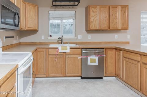 2018 Casey Cusak Loop, Anchorage, AK 99515 photo 13