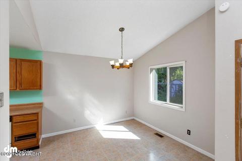 7912 Chaimi Loop, Anchorage, AK 99504 photo 13