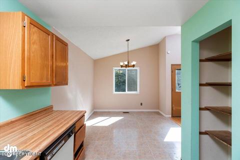 7912 Chaimi Loop, Anchorage, AK 99504 photo 12