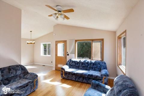 7912 Chaimi Loop, Anchorage, AK 99504 photo 9