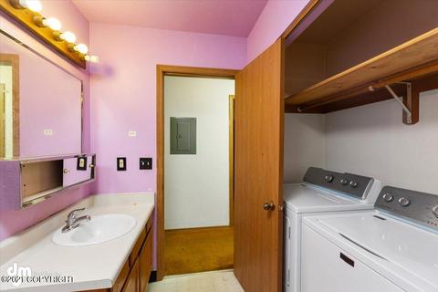 7912 Chaimi Loop, Anchorage, AK 99504 photo 15