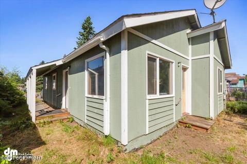 7912 Chaimi Loop, Anchorage, AK 99504 photo 4