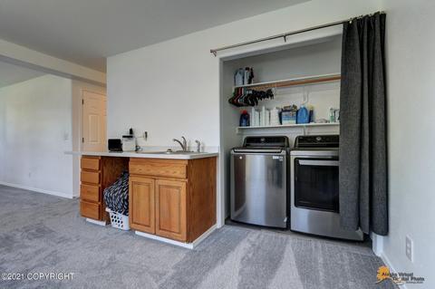 8520 E 12th Ct, Anchorage, AK 99504 photo 18