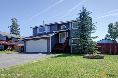 8520 E 12th Ct, Anchorage, AK 99504 photo 1
