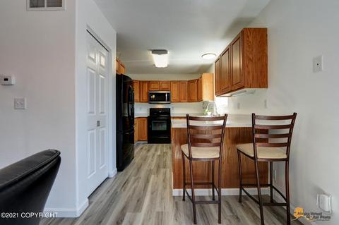 8520 E 12th Ct, Anchorage, AK 99504 photo 7