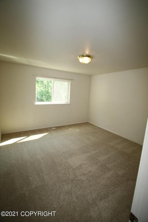8941 Birch Park Cir, Eagle River, AK 99577 photo 9
