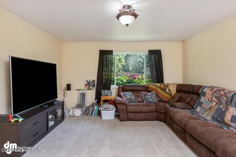 9643 Etolin Cir, Eagle River, AK 99577 photo 13