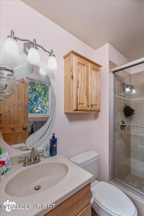 9643 Etolin Cir, Eagle River, AK 99577 photo 18