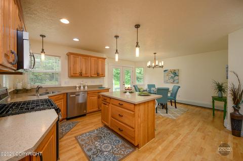 23625 Fallow Cir, Chugiak, AK 99567 photo 16