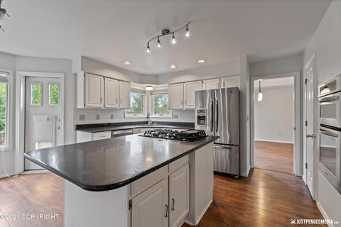 20242 Constitution Dr, Eagle River, AK 99577 photo 12