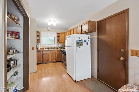 17344 Adams Ln, Eagle River, AK 99577 photo 12