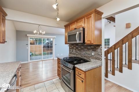 7321 Clairborne Dr, Anchorage, AK 99502 photo 6