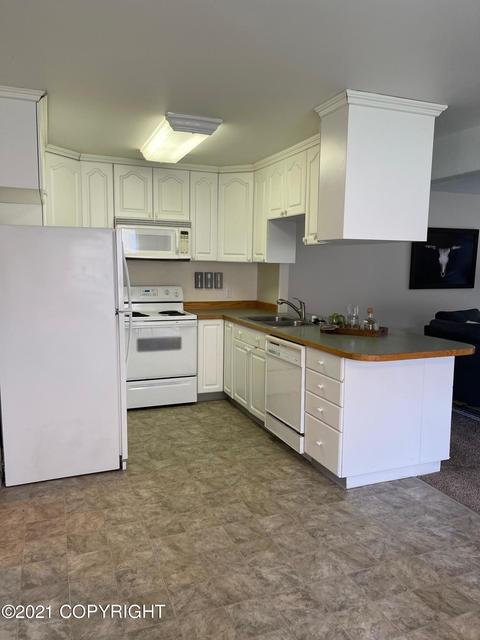 17005 Riddell St, Eagle River, AK 99577 photo 9