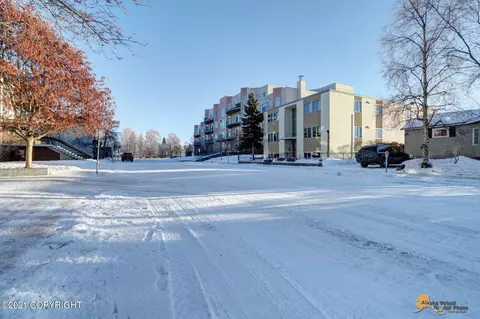 210 E 7th Ave, Anchorage, AK 99501 photo 40