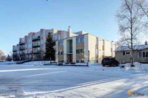 210 E 7th Ave, Anchorage, AK 99501 photo 3