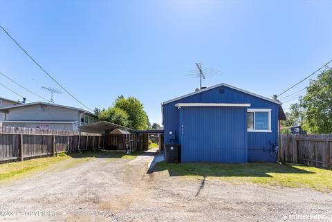 811 E 11th Ave, Anchorage, AK 99501 photo 3