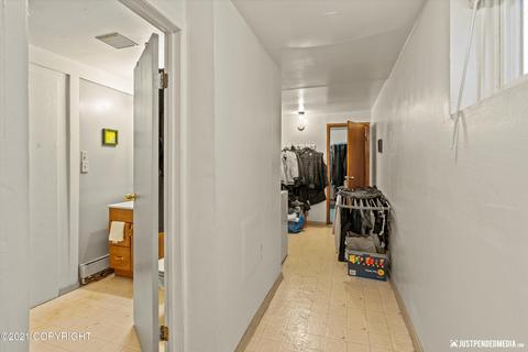 811 E 11th Ave, Anchorage, AK 99501 photo 21