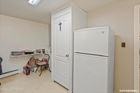 811 E 11th Ave, Anchorage, AK 99501 photo 29