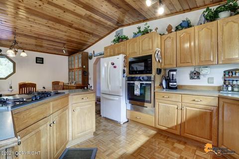 4627 Hiland Rd, Eagle River, AK 99577 photo 16