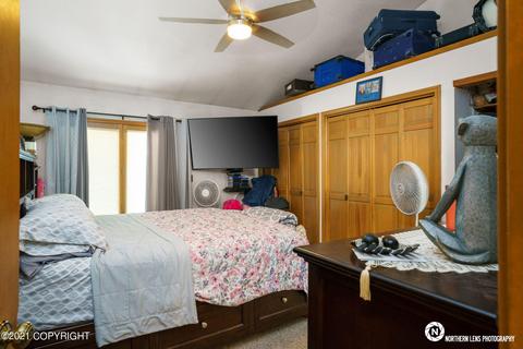 9420 Swan Cir, Eagle River, AK 99577 photo 10