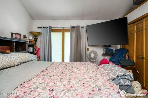 9420 Swan Cir, Eagle River, AK 99577 photo 11