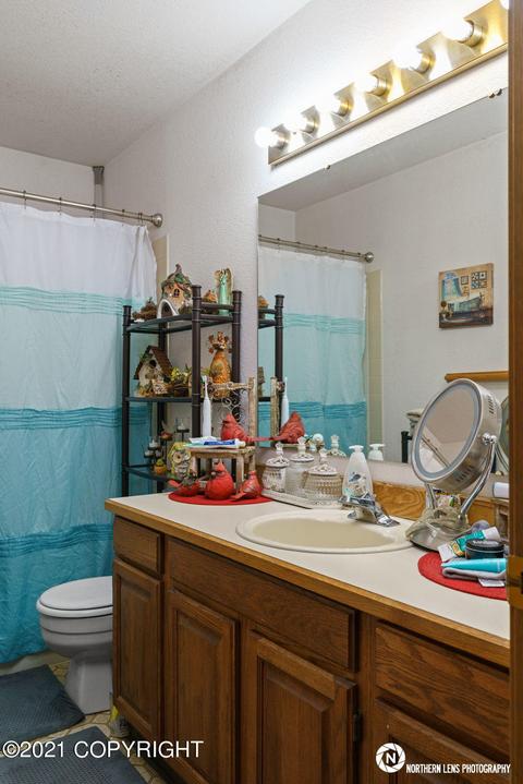 9420 Swan Cir, Eagle River, AK 99577 photo 17