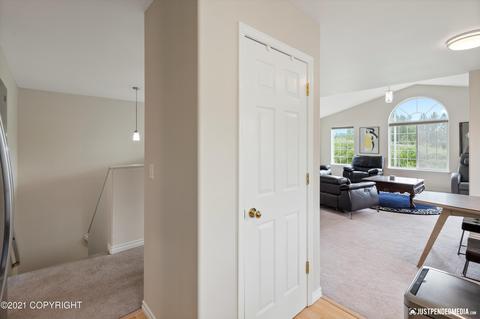 8141 Debarr Rd, Anchorage, AK 99504 photo 34
