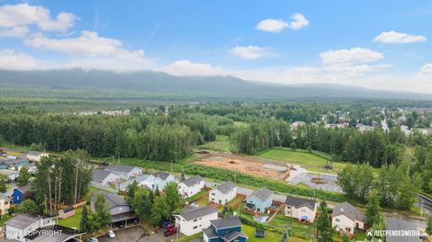 8141 Debarr Rd, Anchorage, AK 99504 photo 5