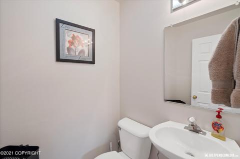 8141 Debarr Rd, Anchorage, AK 99504 photo 35