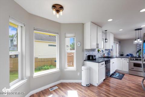 16562 Baird Cir, Eagle River, AK 99577 photo 7