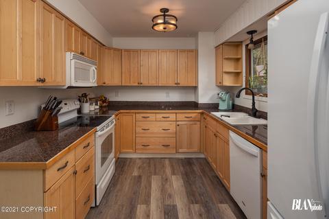 11311 Bridger Pl, Eagle River, AK 99577 photo 7