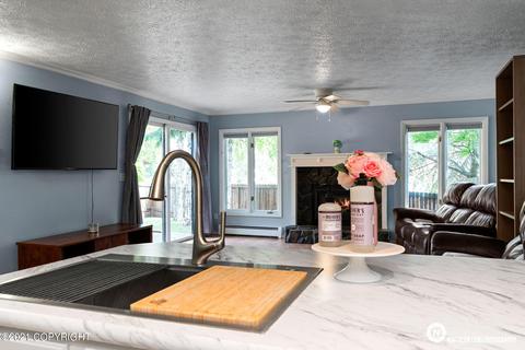 9301 Biorka Cir, Eagle River, AK 99577 photo 14