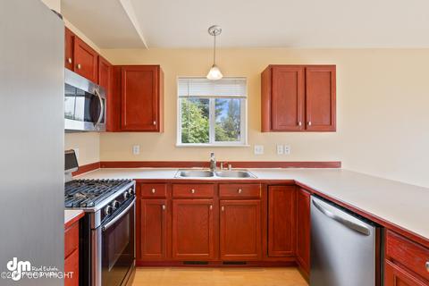 3841 Sycamore Loop, Anchorage, AK 99504 photo 18