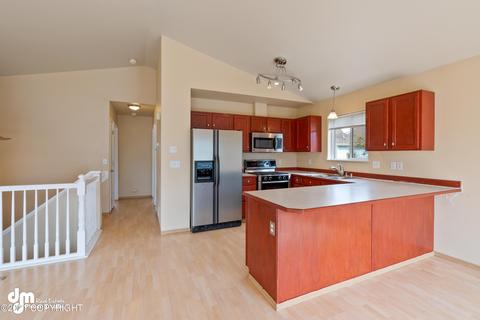 3841 Sycamore Loop, Anchorage, AK 99504 photo 16