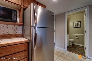 9401 Stuart Cir, Eagle River, AK 99577 photo 17