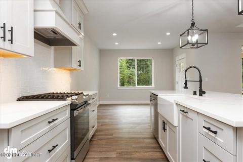 8955 E Windy Woods Loop, Palmer, AK 99645 photo 9