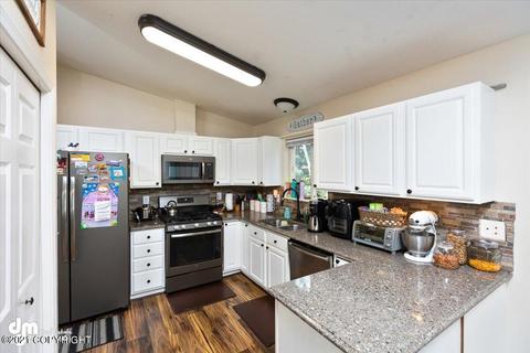 19055 Trail Bay Dr, Eagle River, AK 99577 photo 17
