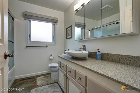 2607 E 20th Ave, Anchorage, AK 99508 photo 26