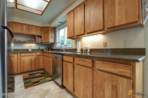 2607 E 20th Ave, Anchorage, AK 99508 photo 14