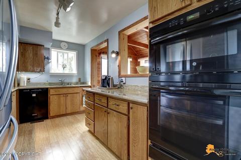 18306 Tedrow Cir, Eagle River, AK 99577 photo 14
