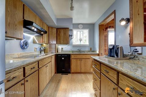 18306 Tedrow Cir, Eagle River, AK 99577 photo 15