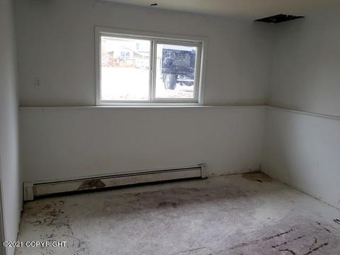 7106 E 17th Ave, Anchorage, AK 99504 photo 13