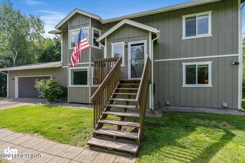 1811 E Caribou Loop, Wasilla, AK 99654 photo 2