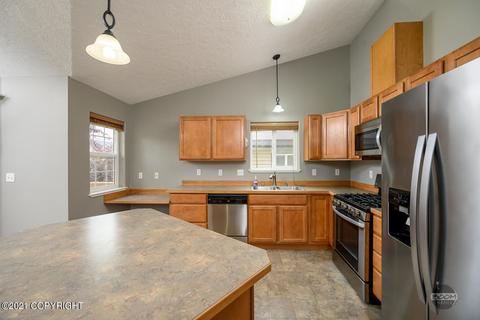11841 Galloway Loop # 64, Eagle River, AK 99577 photo 10