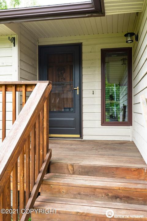 8982 W Parkview Terrace Loop, Eagle River, AK 99577 photo 4