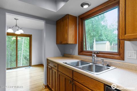 8982 W Parkview Terrace Loop, Eagle River, AK 99577 photo 13