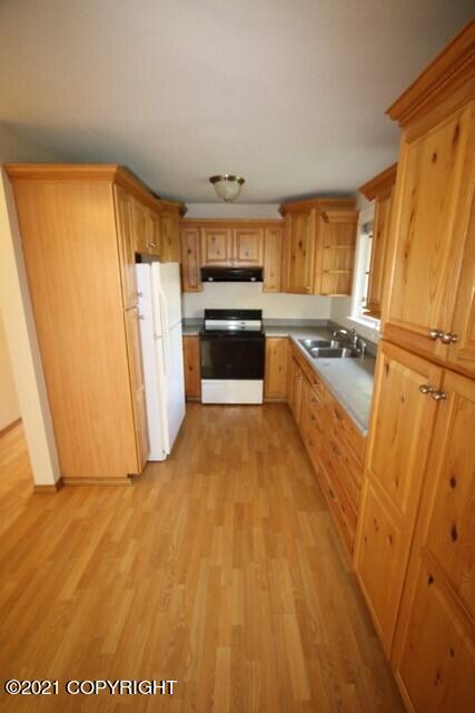 24449 Grace St, Chugiak, AK 99567 photo 11