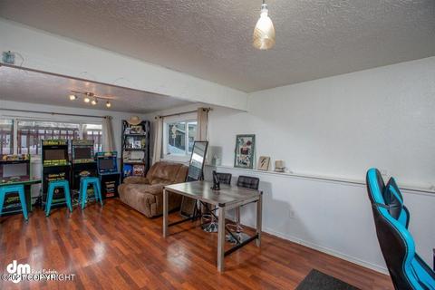 8111 E 20th Ave, Anchorage, AK 99504 photo 9